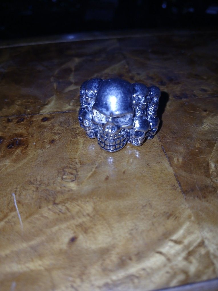 Silver Skulls Ring