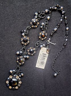 Ladies Drop Style Necklace