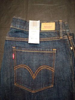 Women's 525 Levis