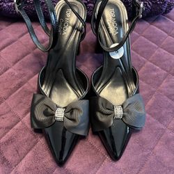 Pointed Toe Sling back Heels 