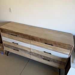 Modern Wood Dresser / Sideboard – 6 Drawer Storage