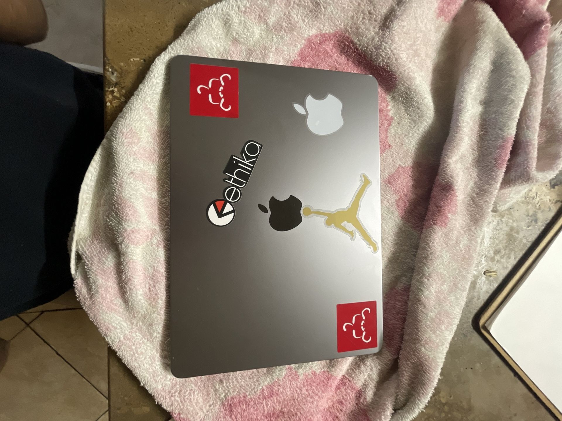 Apple, Macbook Air, 2022