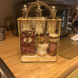 Personal Home Beauty Spa Caddy Set Read Description 