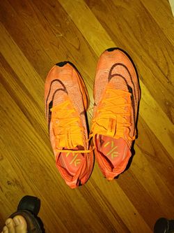 Nike alpha fly  best running carbon plate shoe