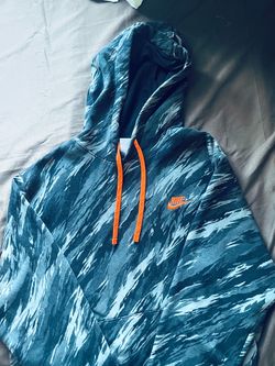 (M) In Men” Nike Sportswear Club Fleece Tiger Camo Pullover Hoodie