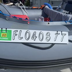 Inflatable fishing boat