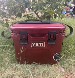 YETI Roadie 15