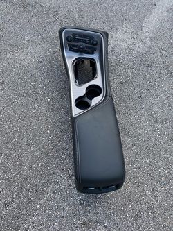 Challenger middle console