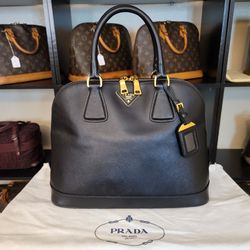 Auth 100% Prada Promenade Saffiano Leather Bag Sk-172
