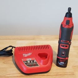 Milwaukee M12 Rotary Tool Battery And Charger 2460-20