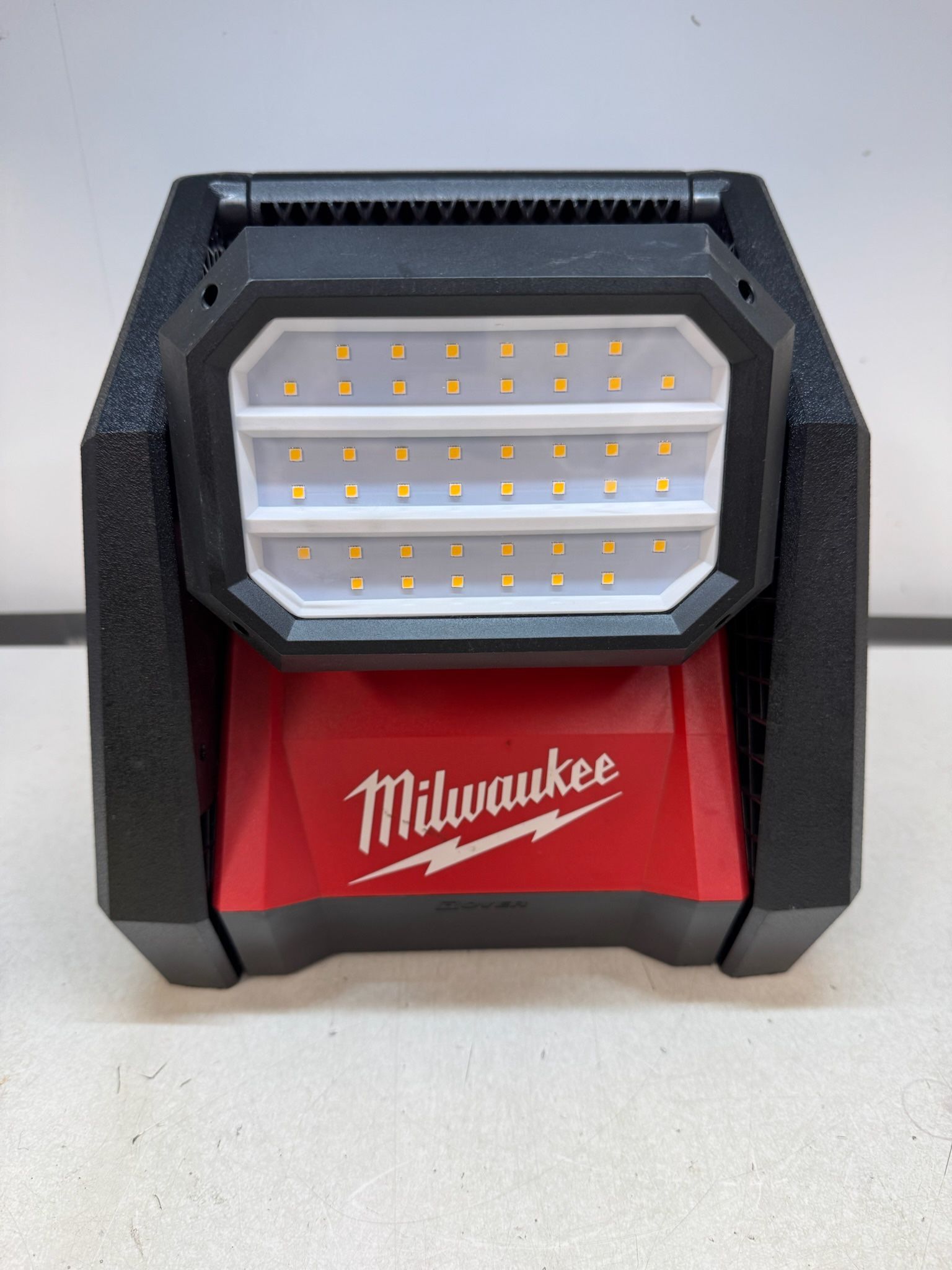 Milwaukee 2366-20 M18 ROVER Dual Power Flood Light