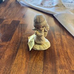 Jonathan and David Enesco His Burden is Light 1977 Figurine