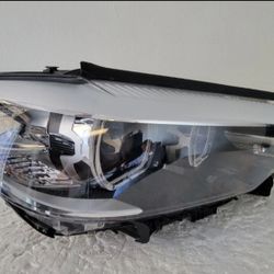 2018 2019 2020 2021 BMW 5 SERIES RIGHT SIDE HEADLIGHT LED W/O ADAPTIVE OEM