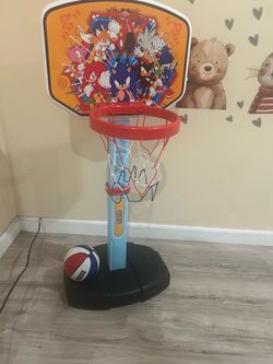 Not free, best offer Sonic the Hedgehog Kids Basketball Hoop Set