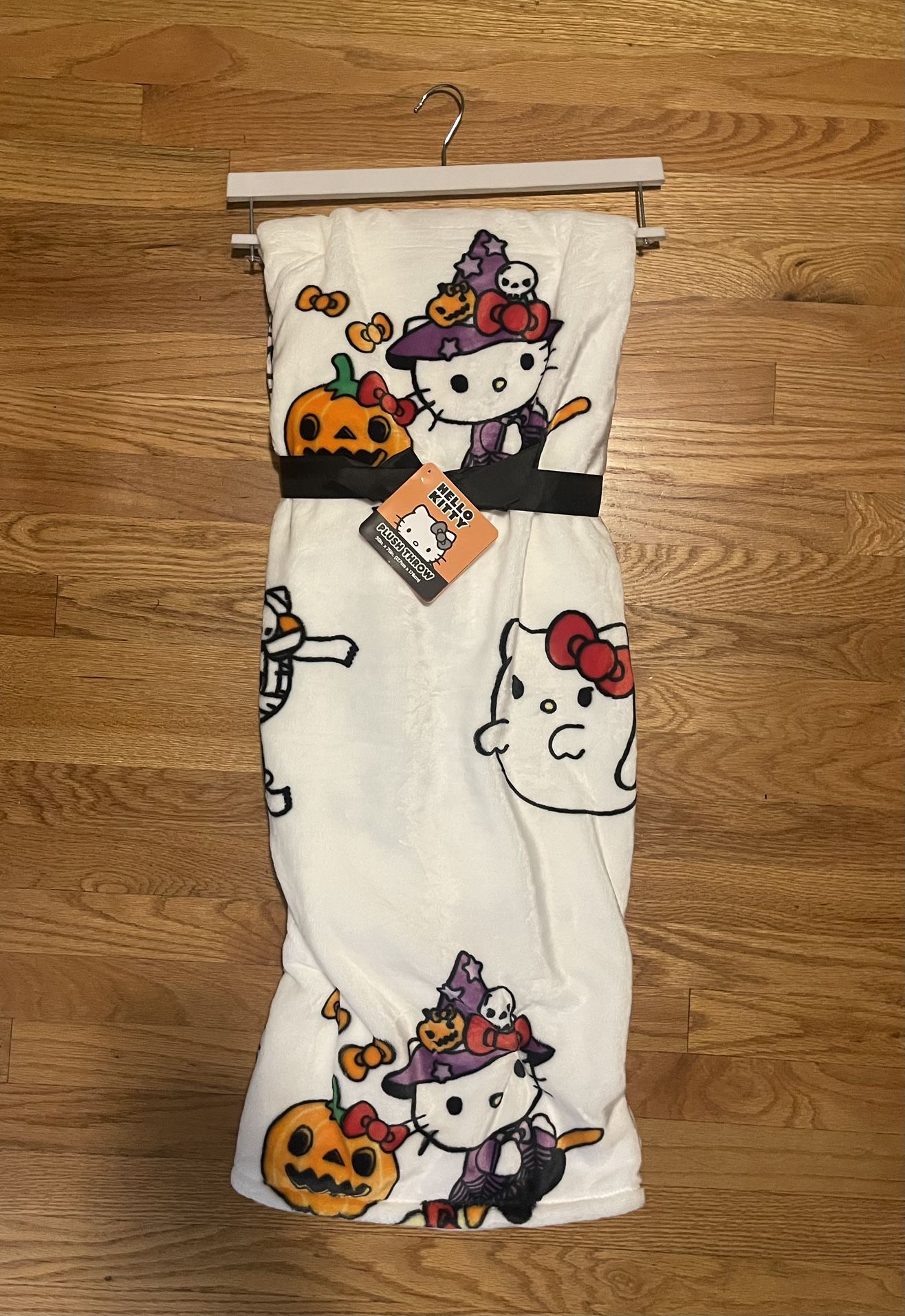 Hello Kitty Plush Throw Blanket