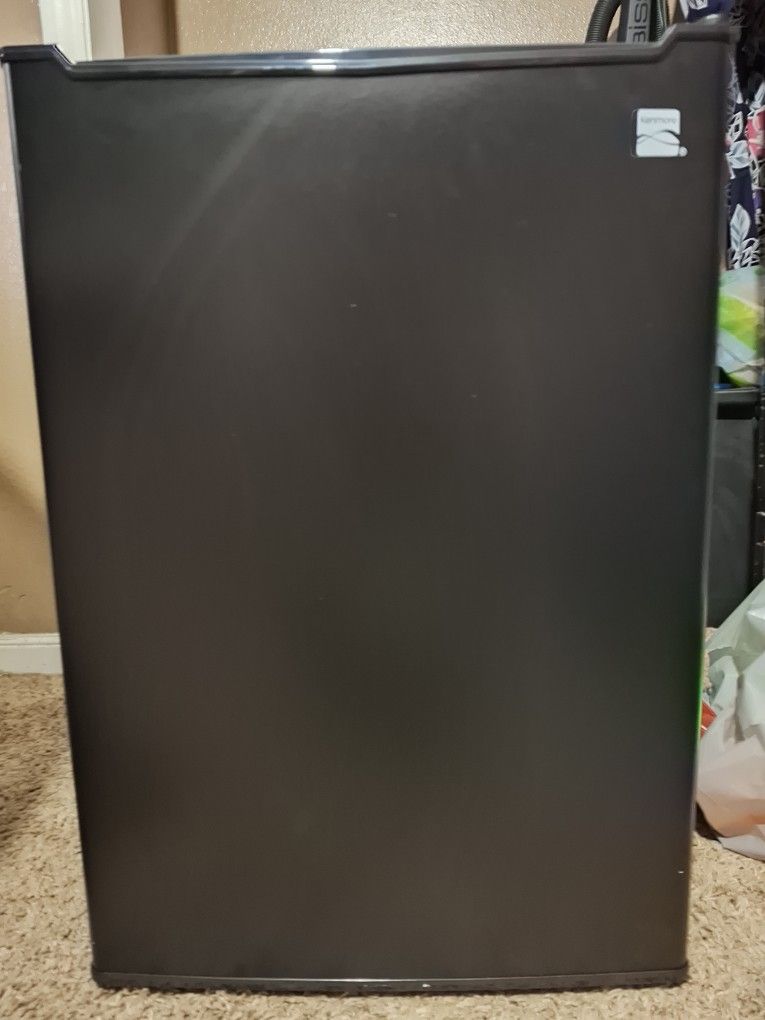 Kenmore Mini Fridge