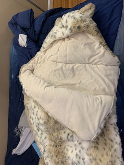 PB Teen Warm Sleeping Bag With Hoodie