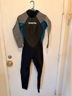 Wetsuit