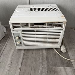 Window Ac artic king