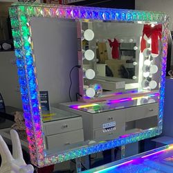 BLUETOOTH MAKE UP VANITY MIRROR