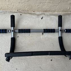 Pull Up Bar
