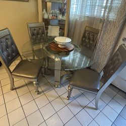 Round Dining Table 4chairs 