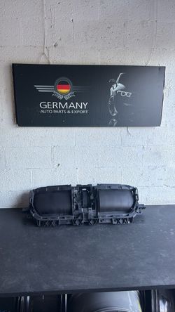 Bmw U11  X1 2023 Grill Shutter oem
