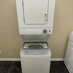 24” Whirlpool washer and dryer stackable