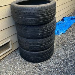 4 Ohtsu 245/35/ZR20 Tires 