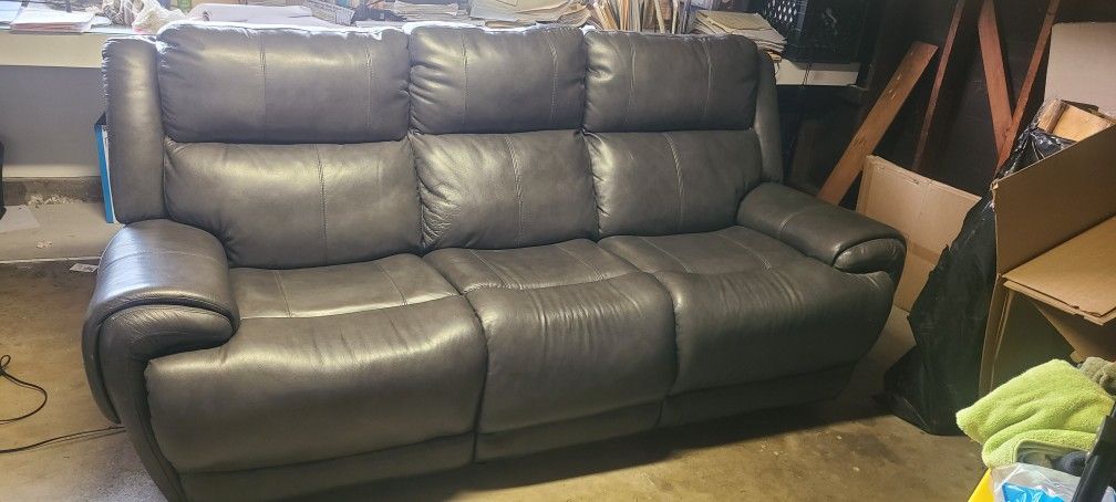 Reclining Sofa