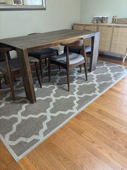 Indoor/outdoor Rug 6.3x9.2