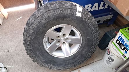 315×75r16 tire and 2005/6Jeep Rubicon  Rim