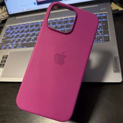 Fuchsia Apple Silicone Case iPhone 16 Pro Max