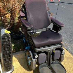 Pemobil Motorize Custom Wheelchair