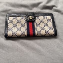 Long Gucci Wallet