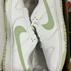 Men’s Nike Dunks Low 