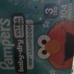 Pampers Baby-Dry Ultra Cushiony Diapers, Size 3 (13–26 lbs), containing 104 count 