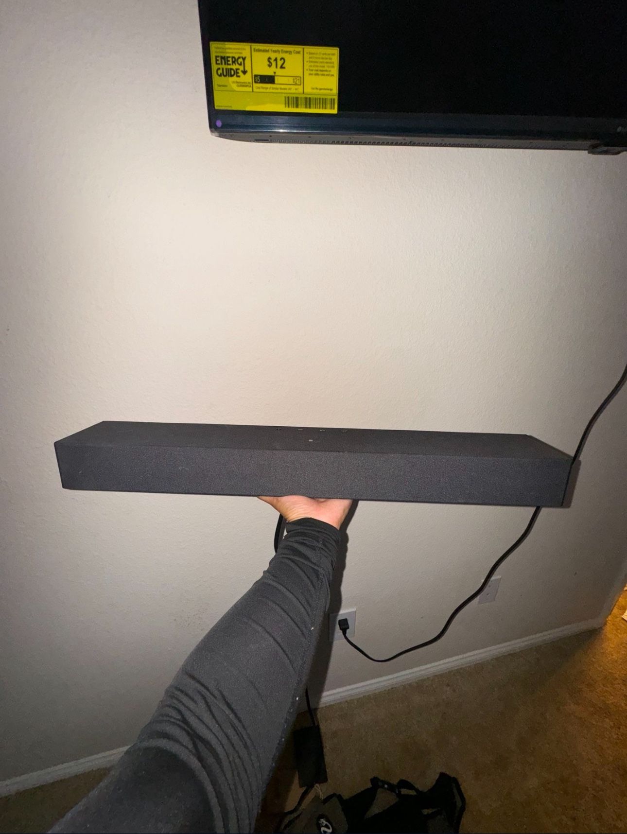 40’ Samsung TV + Soundbar