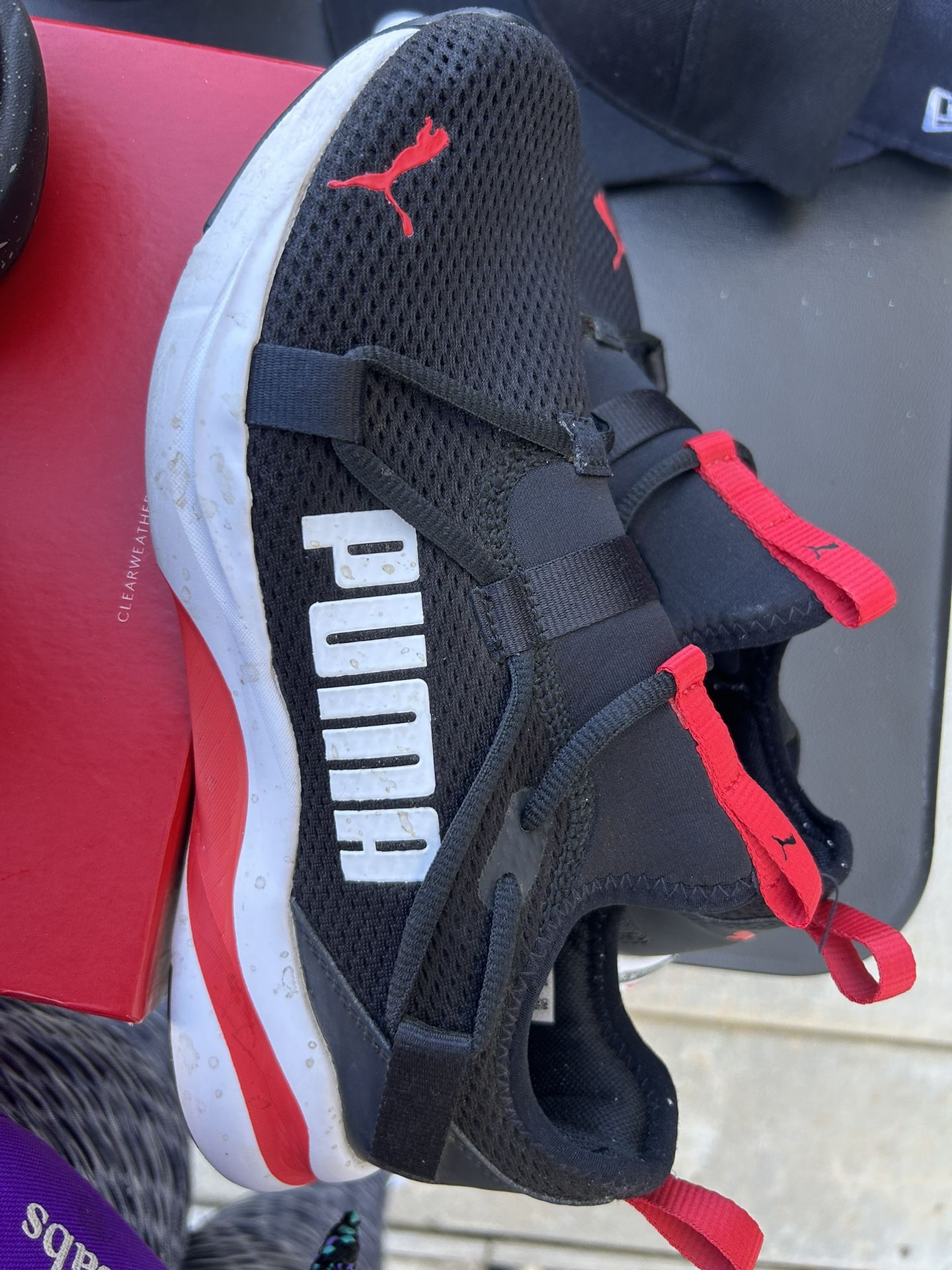 Pumas 7y/Women’s 8.5