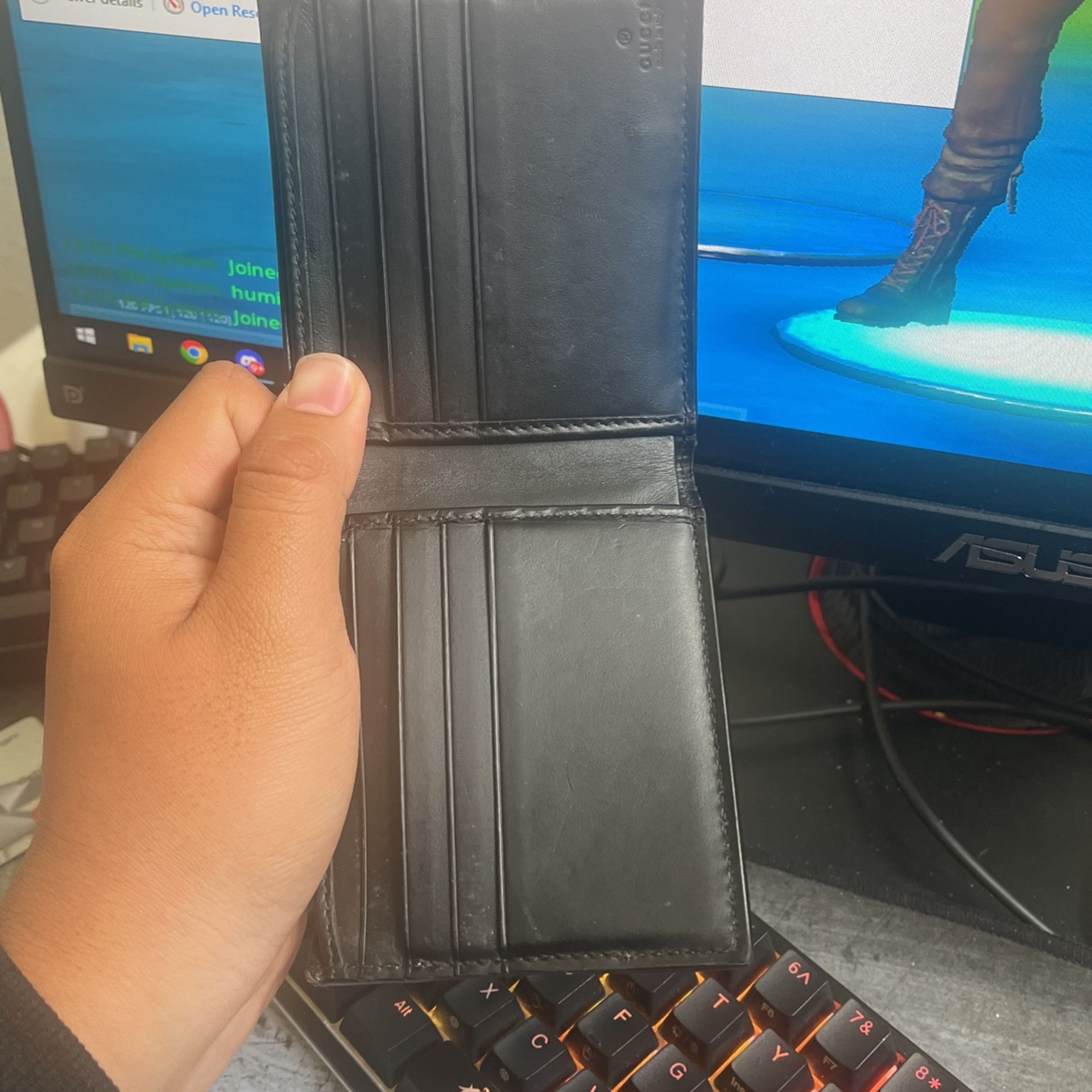 gucci wallet