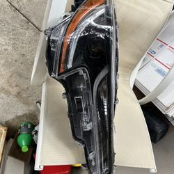 2020 2021 2022 Toyota Corolla Right Headlight Aftermarket