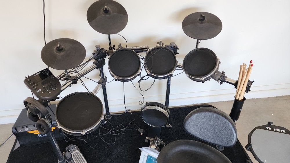 Alesis Electronic Drums Full Set