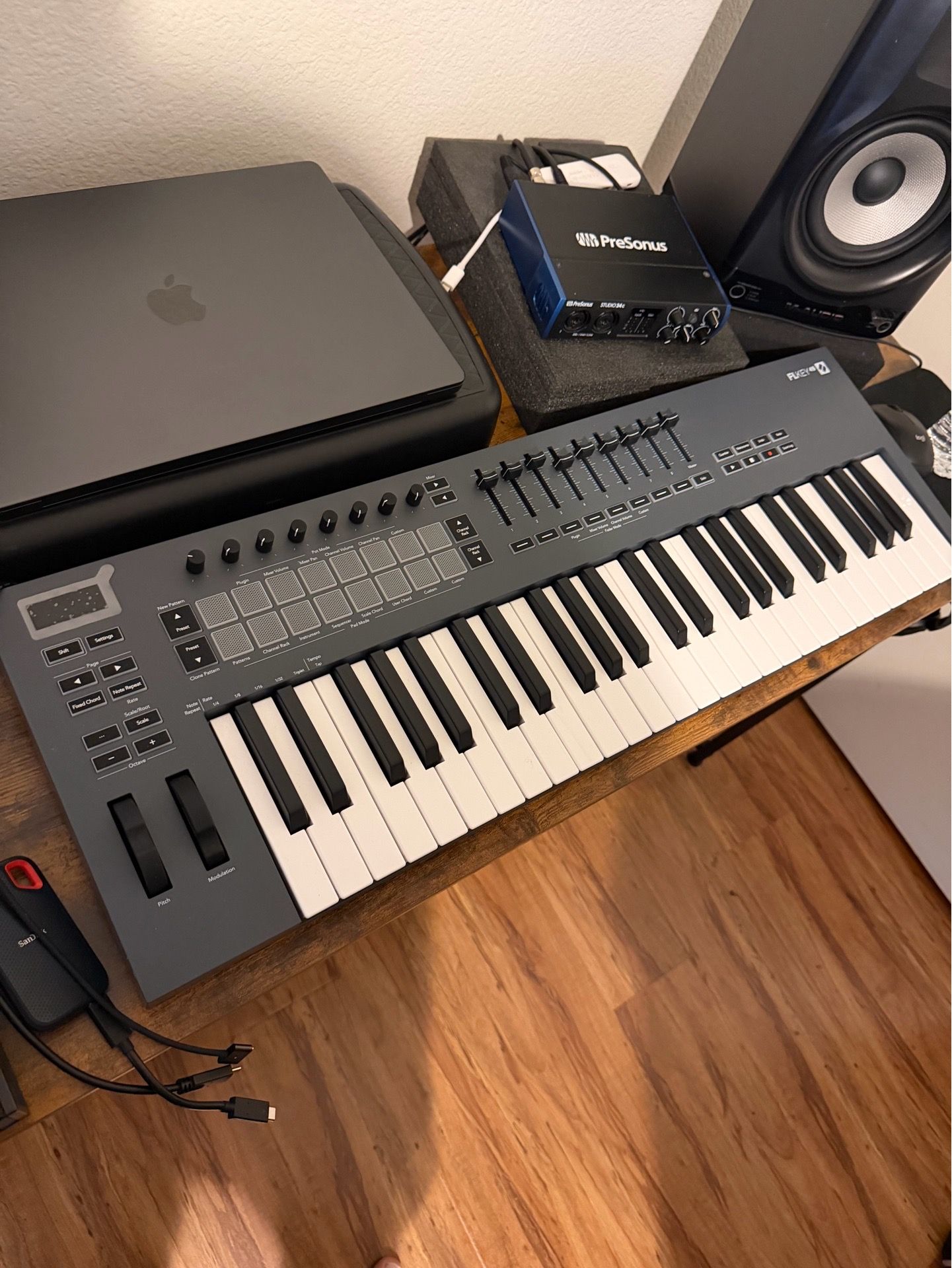 Midi Keyboard