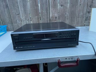 Onkyo DX-C390 6-disc carousel CD CHANGER
