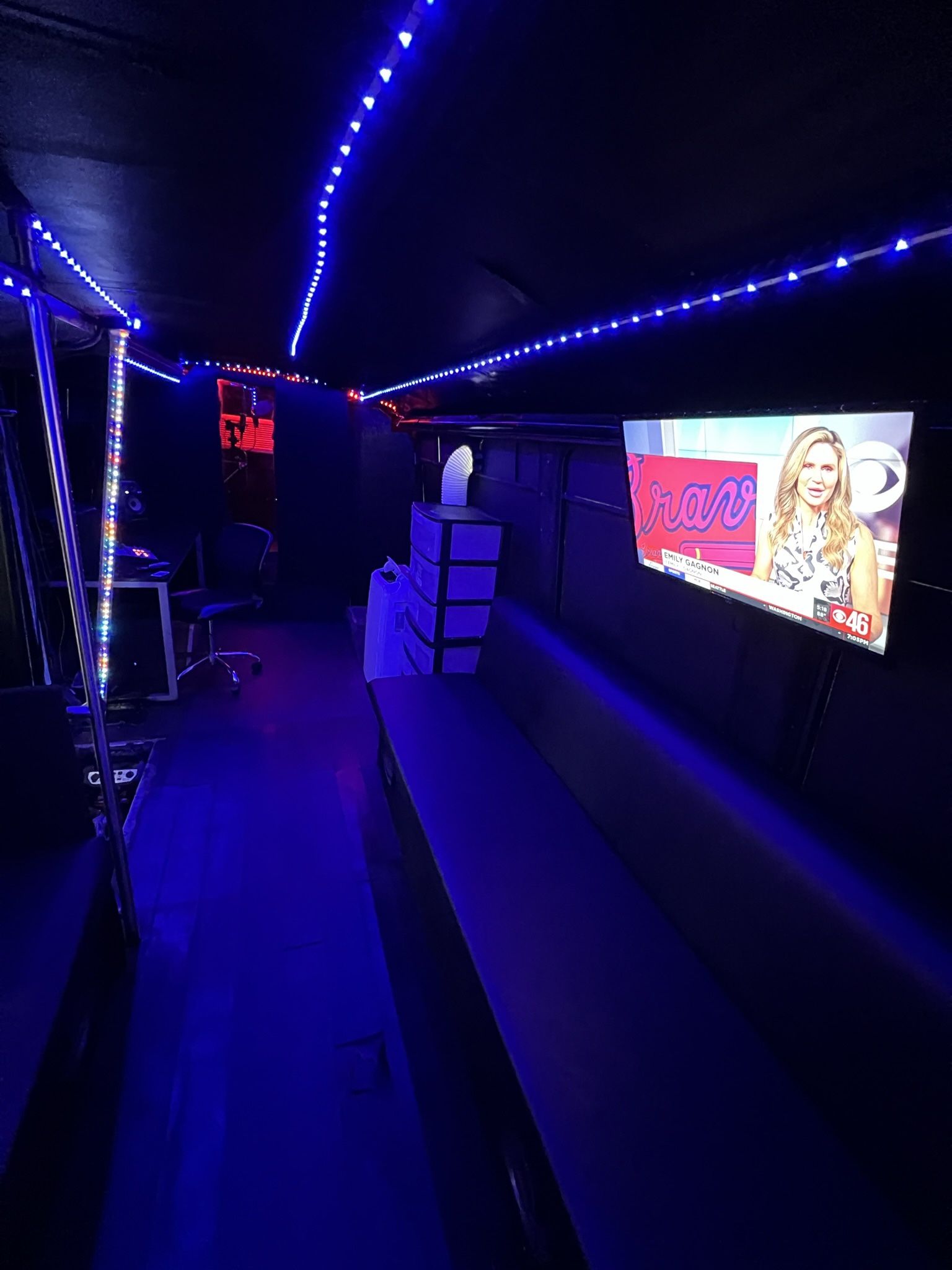 Party Bus / Mobile Studio Bus