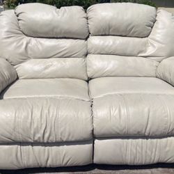 Leather Sofa With Recliner 