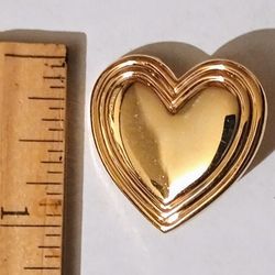 Variety Club Gold Tone 3D Heart Vintage Collectible Brooch Lapel Pin  A-1
