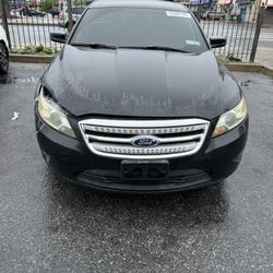 2011 Ford Taurus SEL
