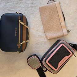 Michael Kors Corss Body Bags