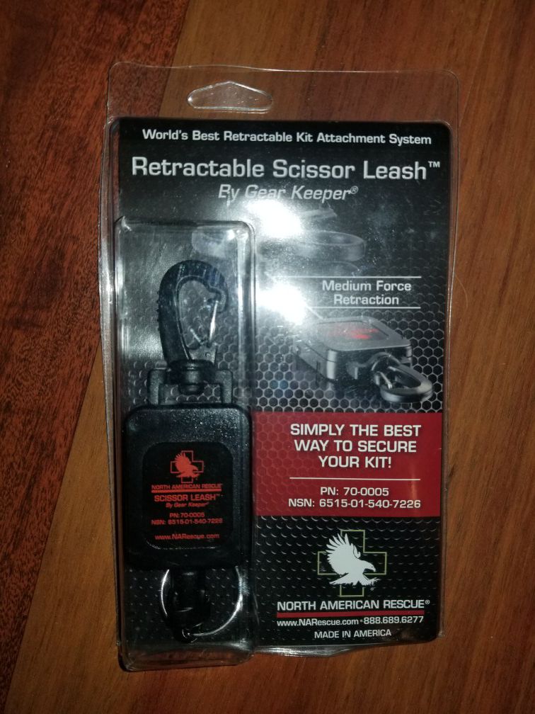 Retractable Scissor Leash